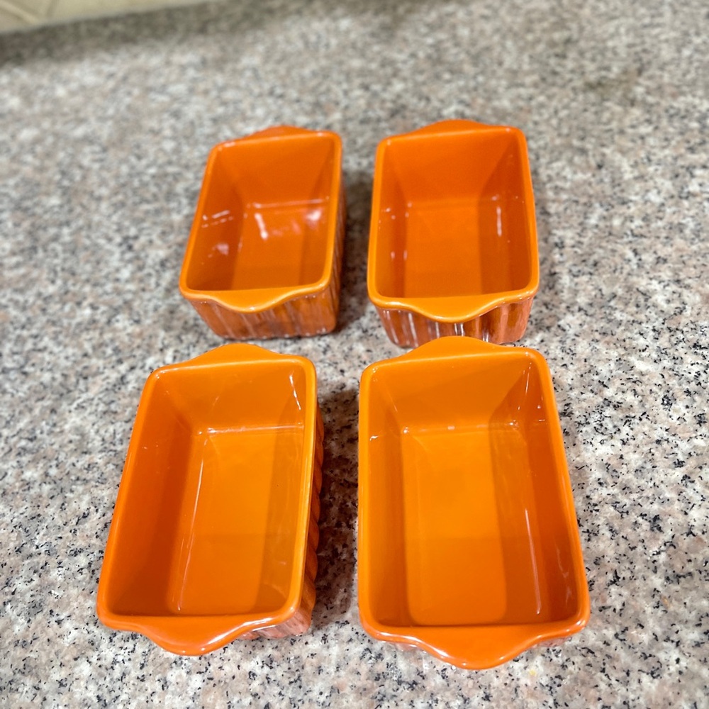 Set of 4 rectangular ceramic mini baking dishes / ramekins